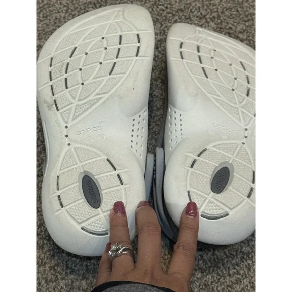 Crocs LiteRide 360 Clog Sandal Gray  Shoes Adult Unisex Size Men 4 / Women 6 - Picture 3 of 5